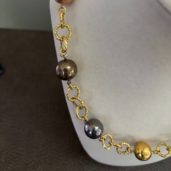 B Italy Gold Tone Link Necklace - Picture 4 of 14